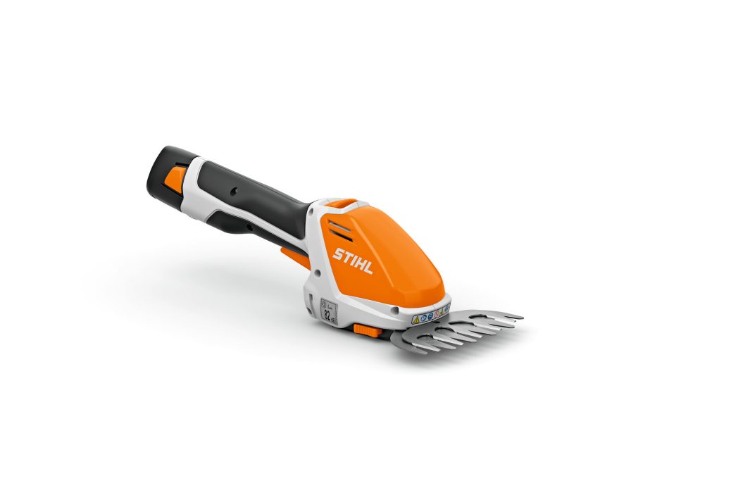 Rifinitore a batteria STIHL HSA 26 (senza batteria e carica batteria)